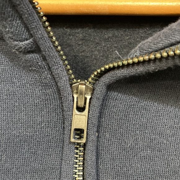 University of Notre Dame Quarter Zip - Picture 3 of 8